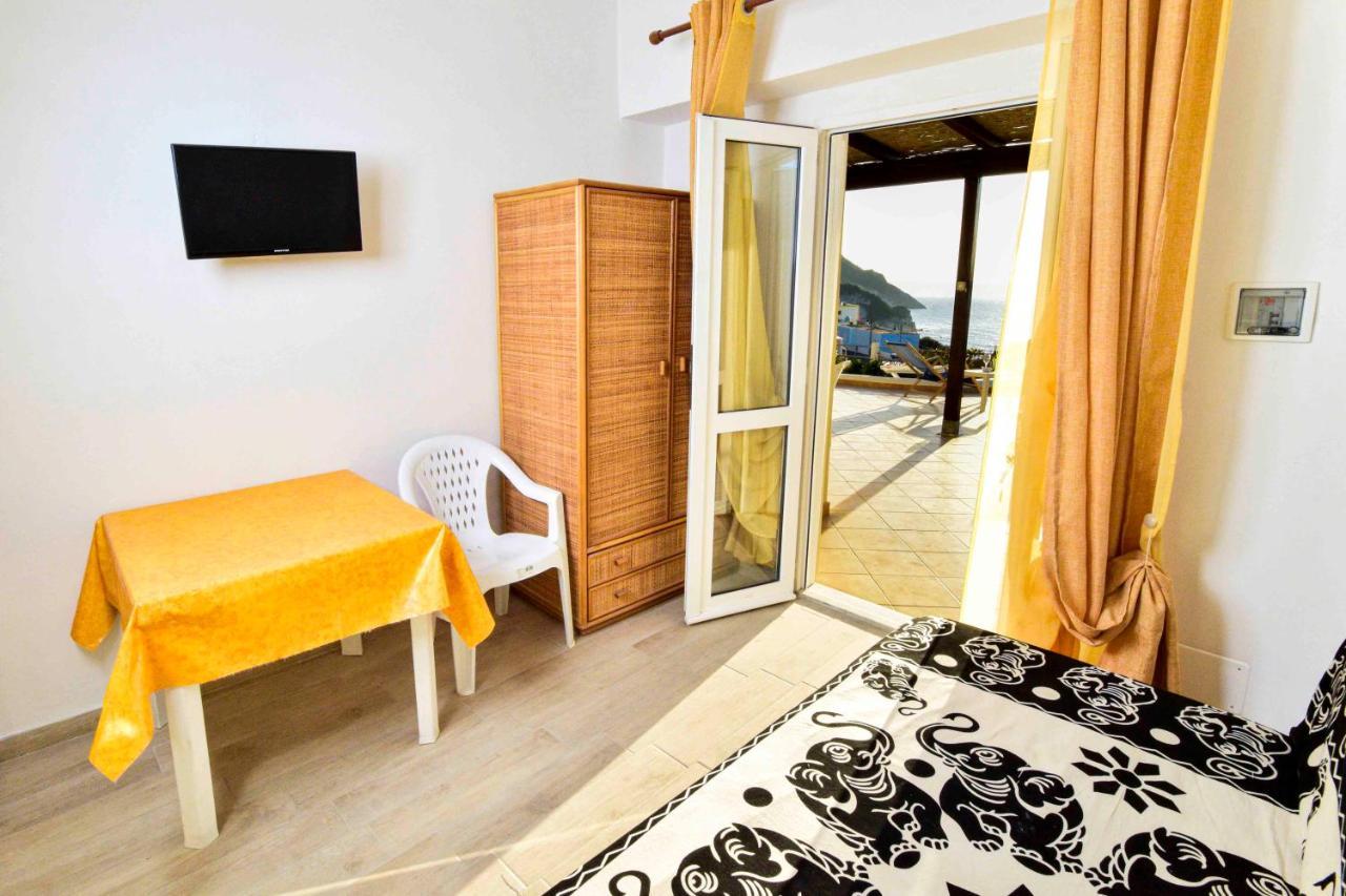 Apartamento SOLEMAREPONZA Monolocali La Piana Exterior foto